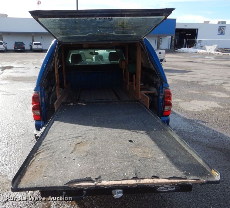 image for item DH6341 2006 Chevrolet Silverado 1500 pickup truck