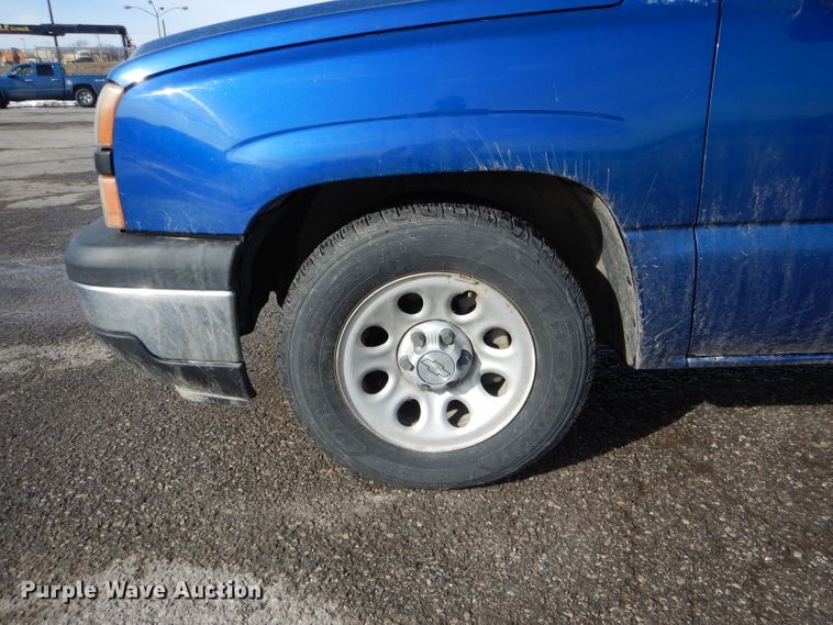 image for item DH6341 2006 Chevrolet Silverado 1500 pickup truck