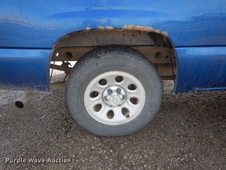 image for item DH6341 2006 Chevrolet Silverado 1500 pickup truck