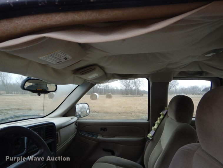 image for item DH6355 2005 Chevrolet Silverado 1500 Ext. Cab pickup truck