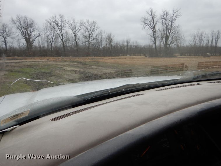 image for item DH6355 2005 Chevrolet Silverado 1500 Ext. Cab pickup truck