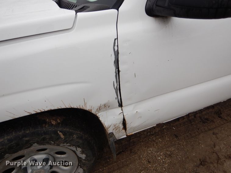 image for item DH6355 2005 Chevrolet Silverado 1500 Ext. Cab pickup truck