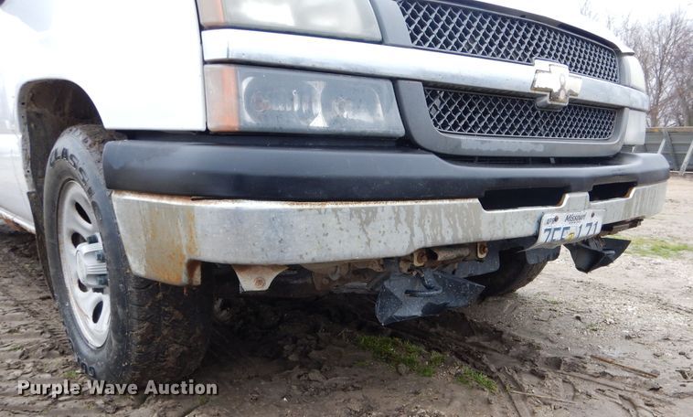 image for item DH6355 2005 Chevrolet Silverado 1500 Ext. Cab pickup truck