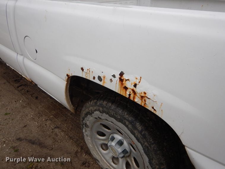 image for item DH6355 2005 Chevrolet Silverado 1500 Ext. Cab pickup truck