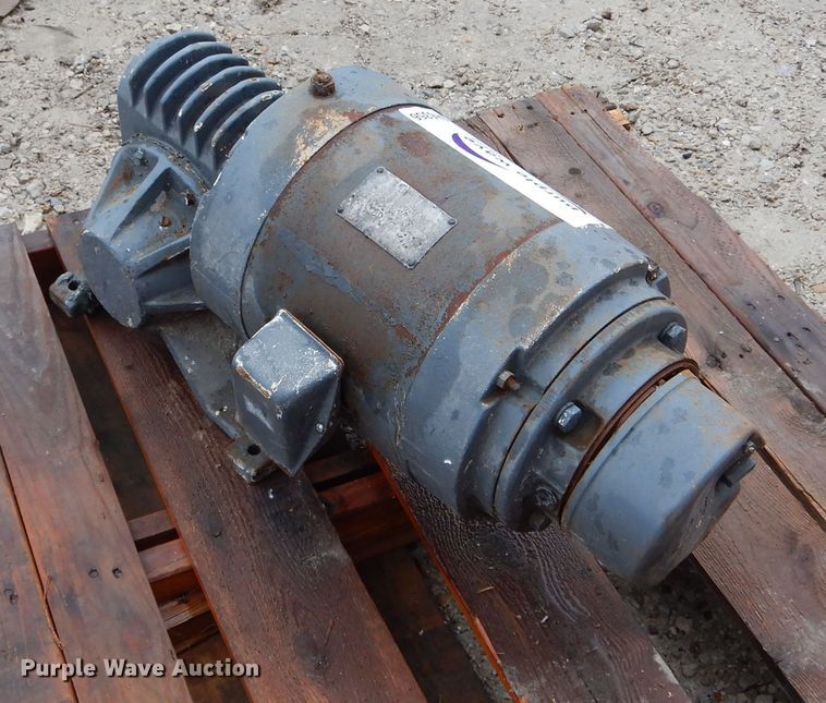 image for item DH6356 Electric motor with gearbox