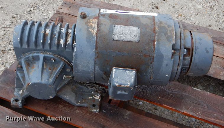 image for item DH6356 Electric motor with gearbox