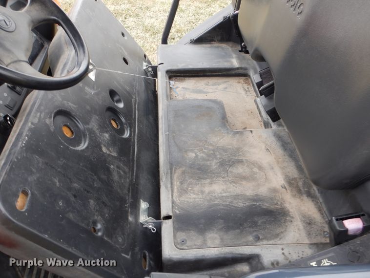 image for item DH6358 2013 Kubota 900XT utility vehicle