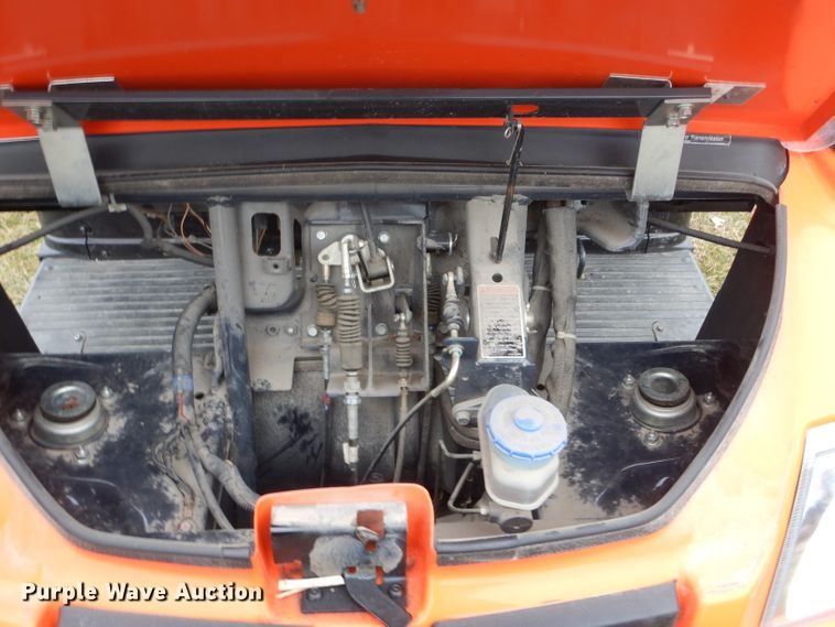 image for item DH6358 2013 Kubota 900XT utility vehicle