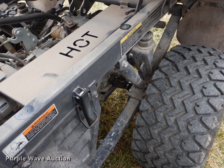 image for item DH6358 2013 Kubota 900XT utility vehicle