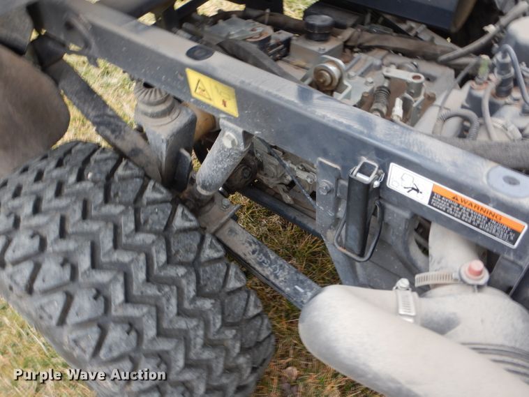 image for item DH6358 2013 Kubota 900XT utility vehicle