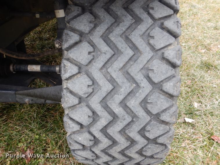 image for item DH6358 2013 Kubota 900XT utility vehicle