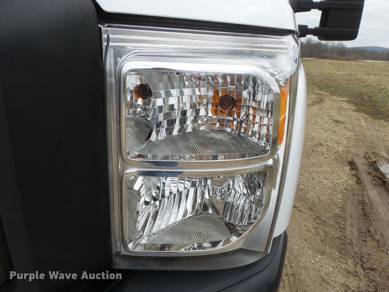 image for item DH7839 2015 Ford F250 pickup truck