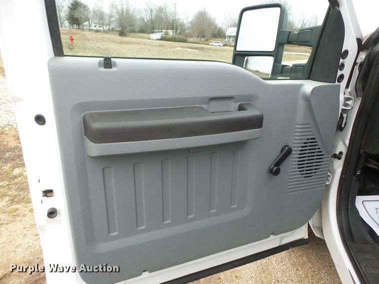 image for item DH7839 2015 Ford F250 pickup truck