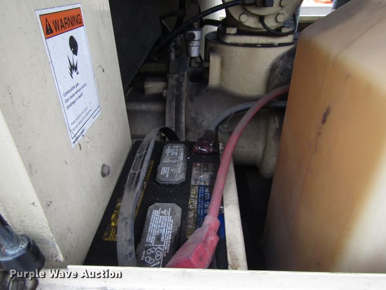 image for item DH8430 2000 Ingersoll Rand HP300WCU air compressor