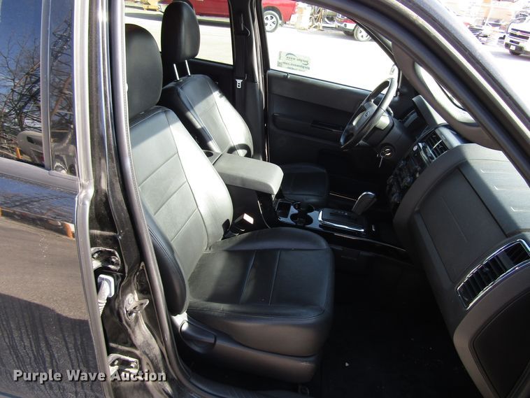 image for item DH8431 2011 Ford Escape Limited SUV