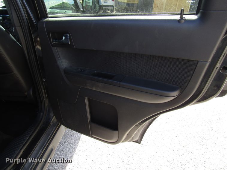 image for item DH8431 2011 Ford Escape Limited SUV