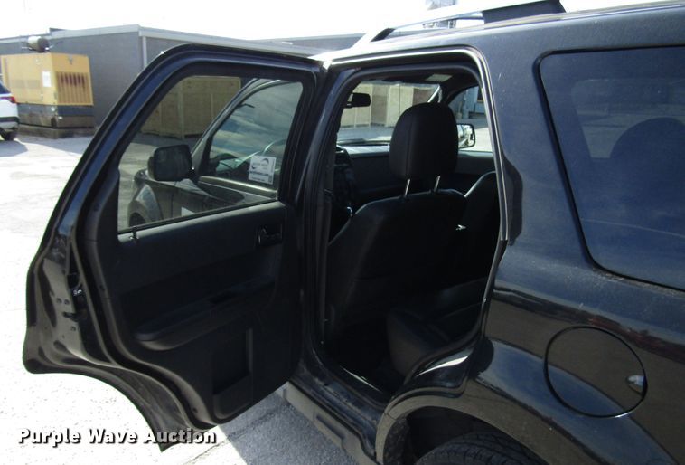 image for item DH8431 2011 Ford Escape Limited SUV