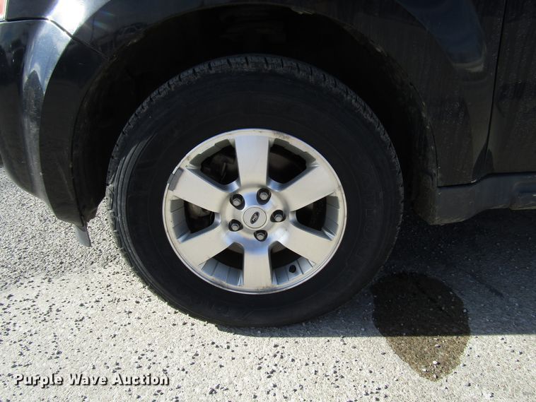 image for item DH8431 2011 Ford Escape Limited SUV