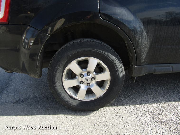 image for item DH8431 2011 Ford Escape Limited SUV