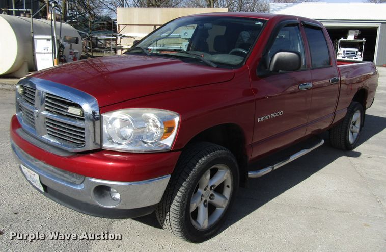 image for item DH8432 2007 Dodge Ram 1500 Quad Cab pickup truck