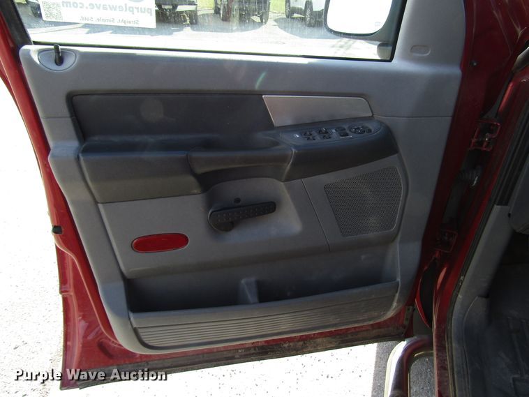 image for item DH8432 2007 Dodge Ram 1500 Quad Cab pickup truck