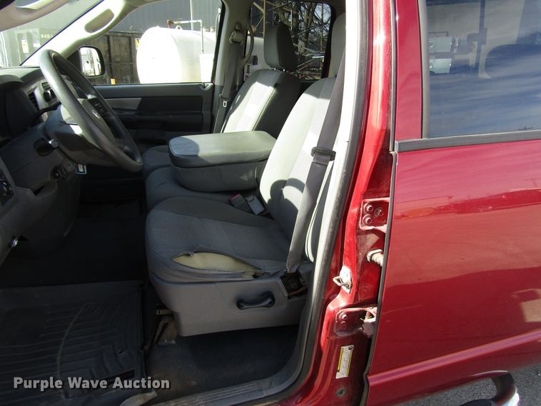 image for item DH8432 2007 Dodge Ram 1500 Quad Cab pickup truck