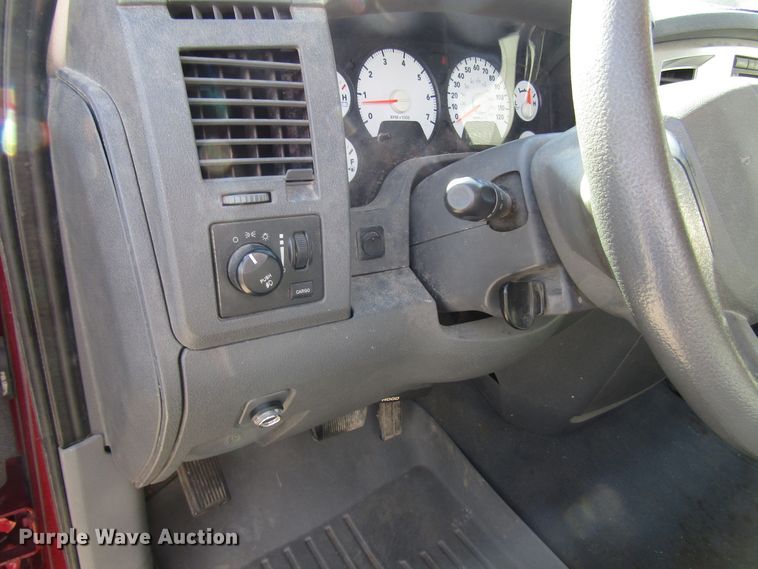 image for item DH8432 2007 Dodge Ram 1500 Quad Cab pickup truck