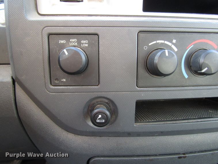 image for item DH8432 2007 Dodge Ram 1500 Quad Cab pickup truck