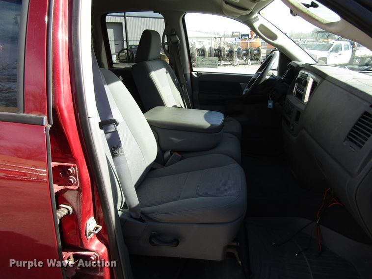 image for item DH8432 2007 Dodge Ram 1500 Quad Cab pickup truck