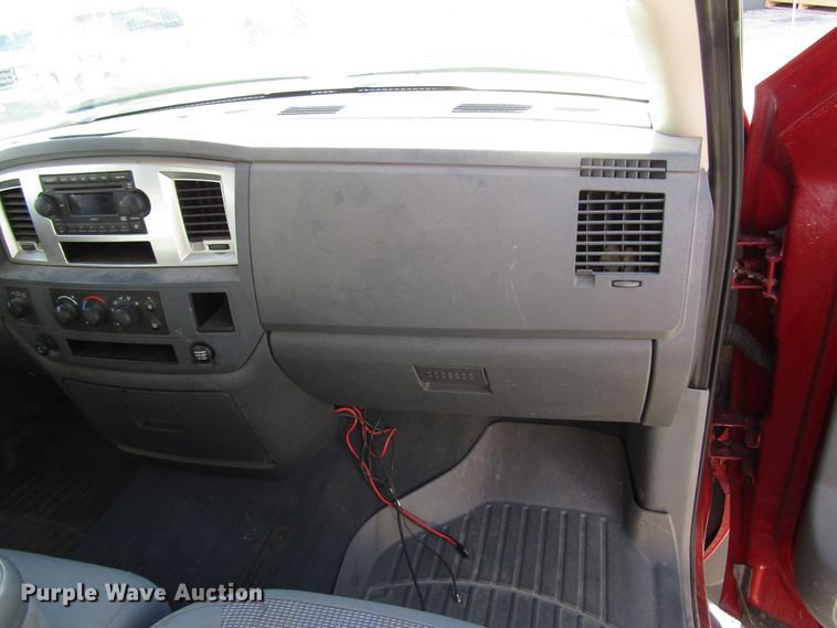 image for item DH8432 2007 Dodge Ram 1500 Quad Cab pickup truck