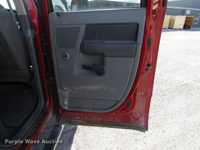 image for item DH8432 2007 Dodge Ram 1500 Quad Cab pickup truck