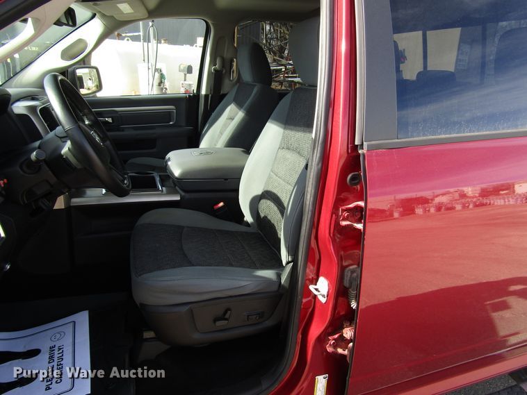 image for item DH8433 2013 Dodge Ram 1500 Crew Cab pickup truck