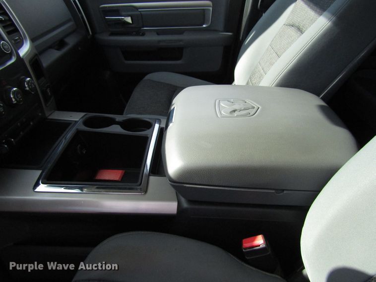 image for item DH8433 2013 Dodge Ram 1500 Crew Cab pickup truck