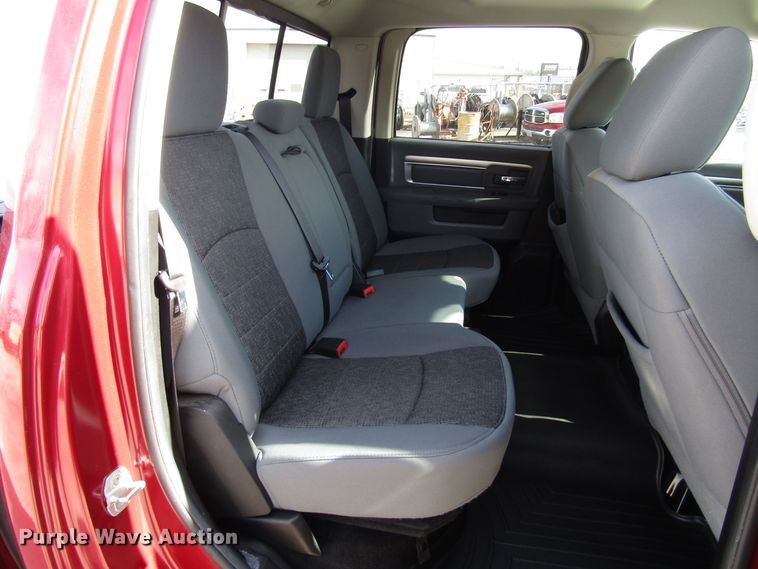 image for item DH8433 2013 Dodge Ram 1500 Crew Cab pickup truck