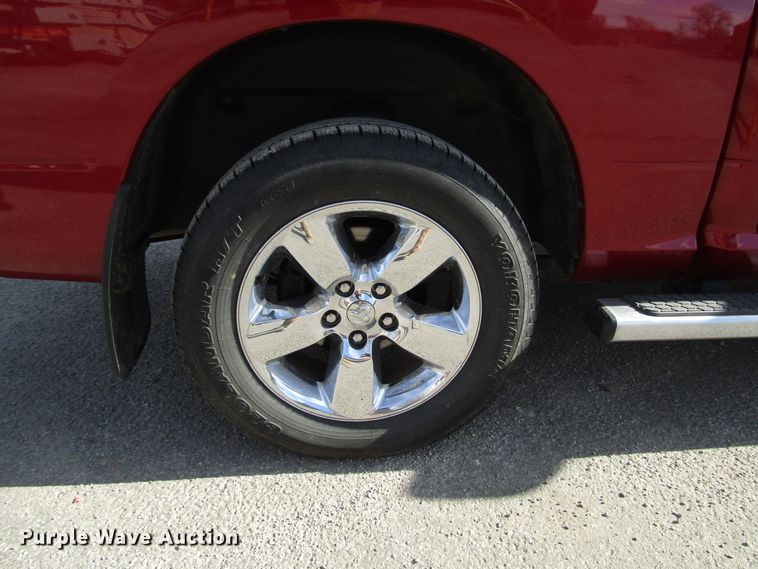 image for item DH8433 2013 Dodge Ram 1500 Crew Cab pickup truck