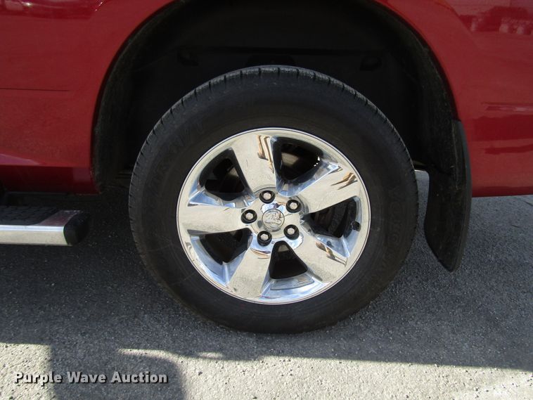 image for item DH8433 2013 Dodge Ram 1500 Crew Cab pickup truck