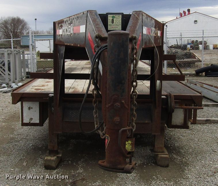 image for item DH8436 2004 Circle M equipment trailer