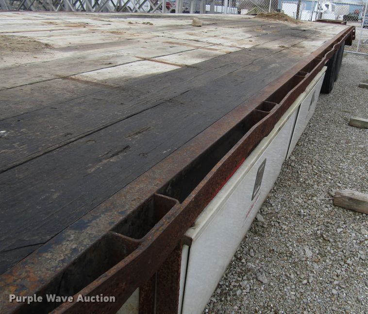 image for item DH8436 2004 Circle M equipment trailer