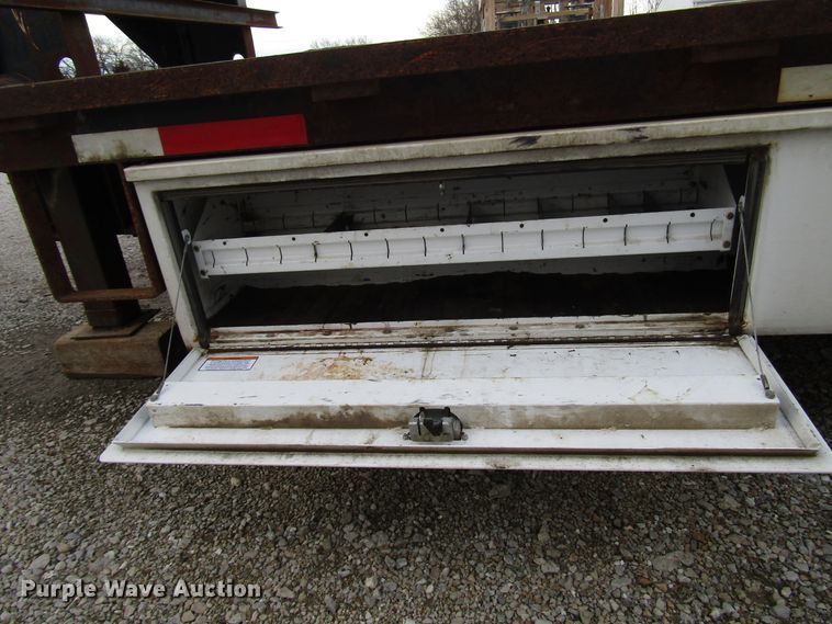 image for item DH8436 2004 Circle M equipment trailer