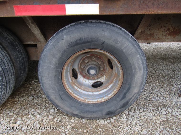 image for item DH8436 2004 Circle M equipment trailer