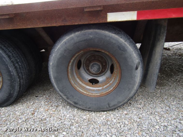 image for item DH8436 2004 Circle M equipment trailer