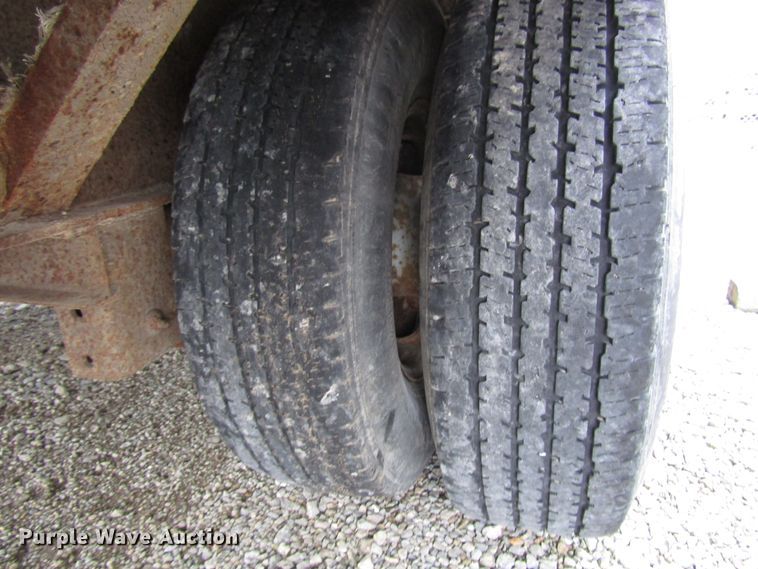 image for item DH8436 2004 Circle M equipment trailer