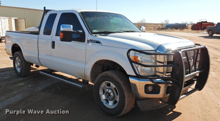 image for item DI0024 2011 Ford F350 Super Duty SuperCab pickup truck