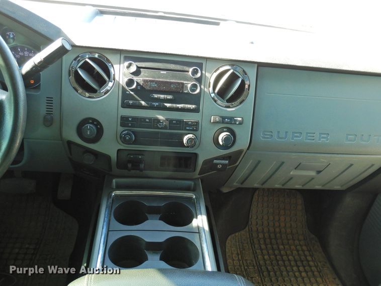 image for item DI0024 2011 Ford F350 Super Duty SuperCab pickup truck