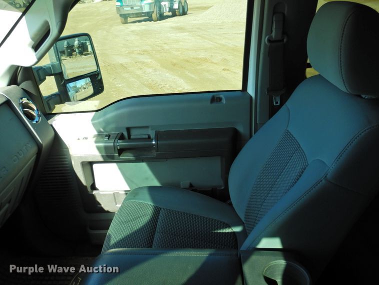 image for item DI0024 2011 Ford F350 Super Duty SuperCab pickup truck