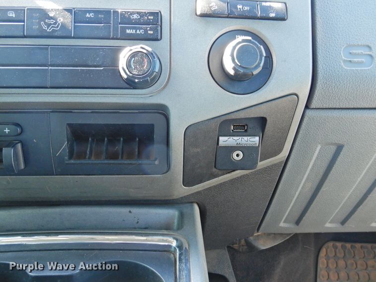 image for item DI0024 2011 Ford F350 Super Duty SuperCab pickup truck