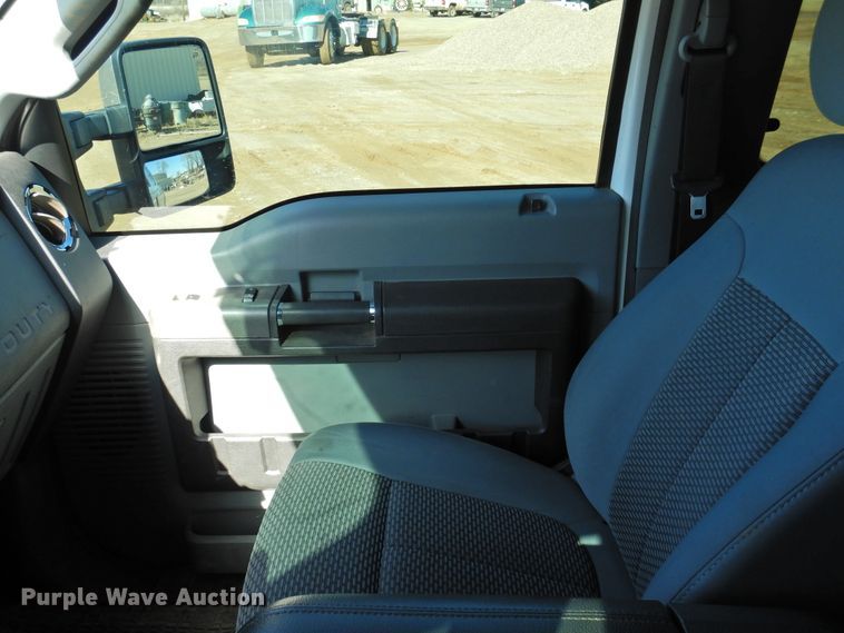 image for item DI0024 2011 Ford F350 Super Duty SuperCab pickup truck