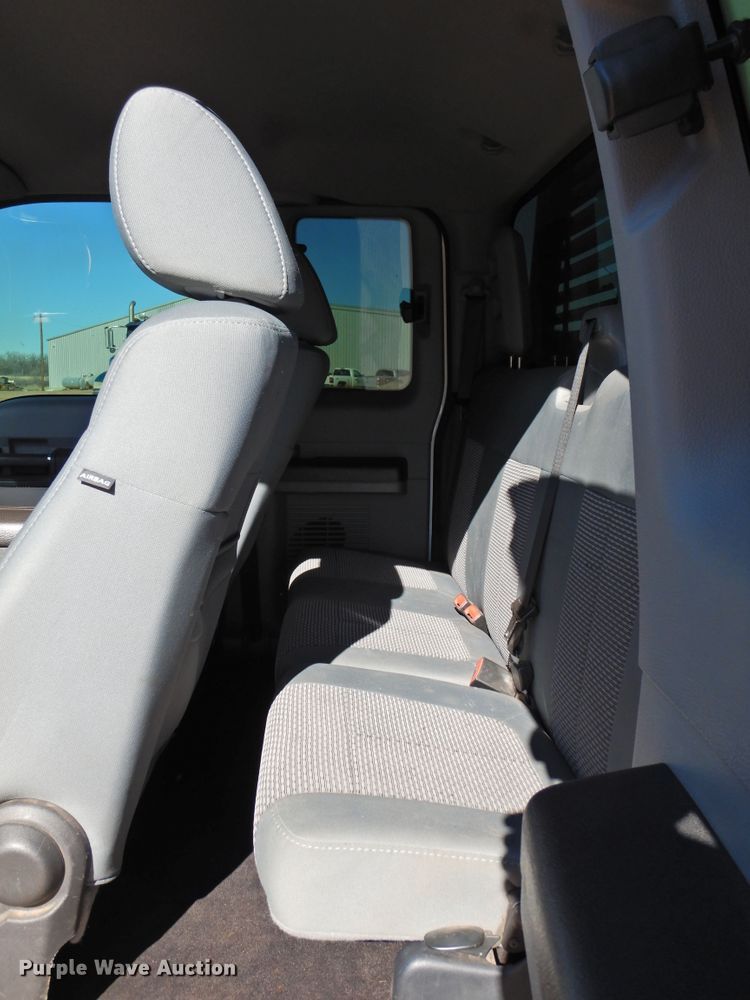 image for item DI0024 2011 Ford F350 Super Duty SuperCab pickup truck