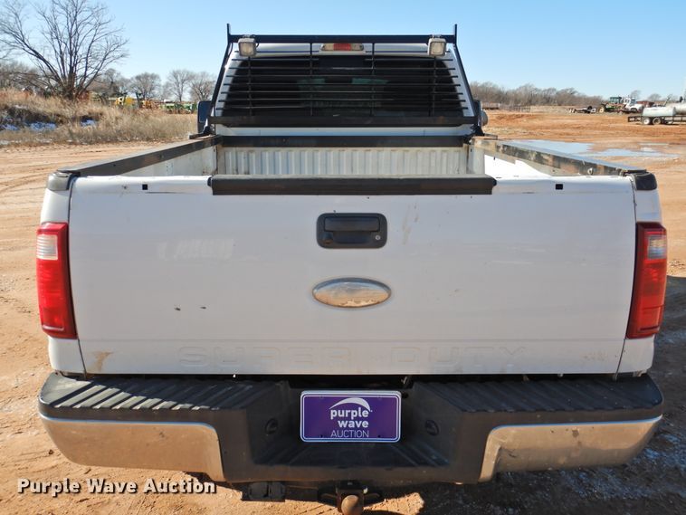 image for item DI0024 2011 Ford F350 Super Duty SuperCab pickup truck