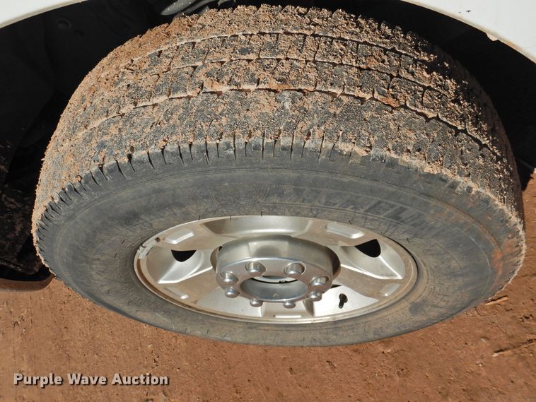 image for item DI0024 2011 Ford F350 Super Duty SuperCab pickup truck